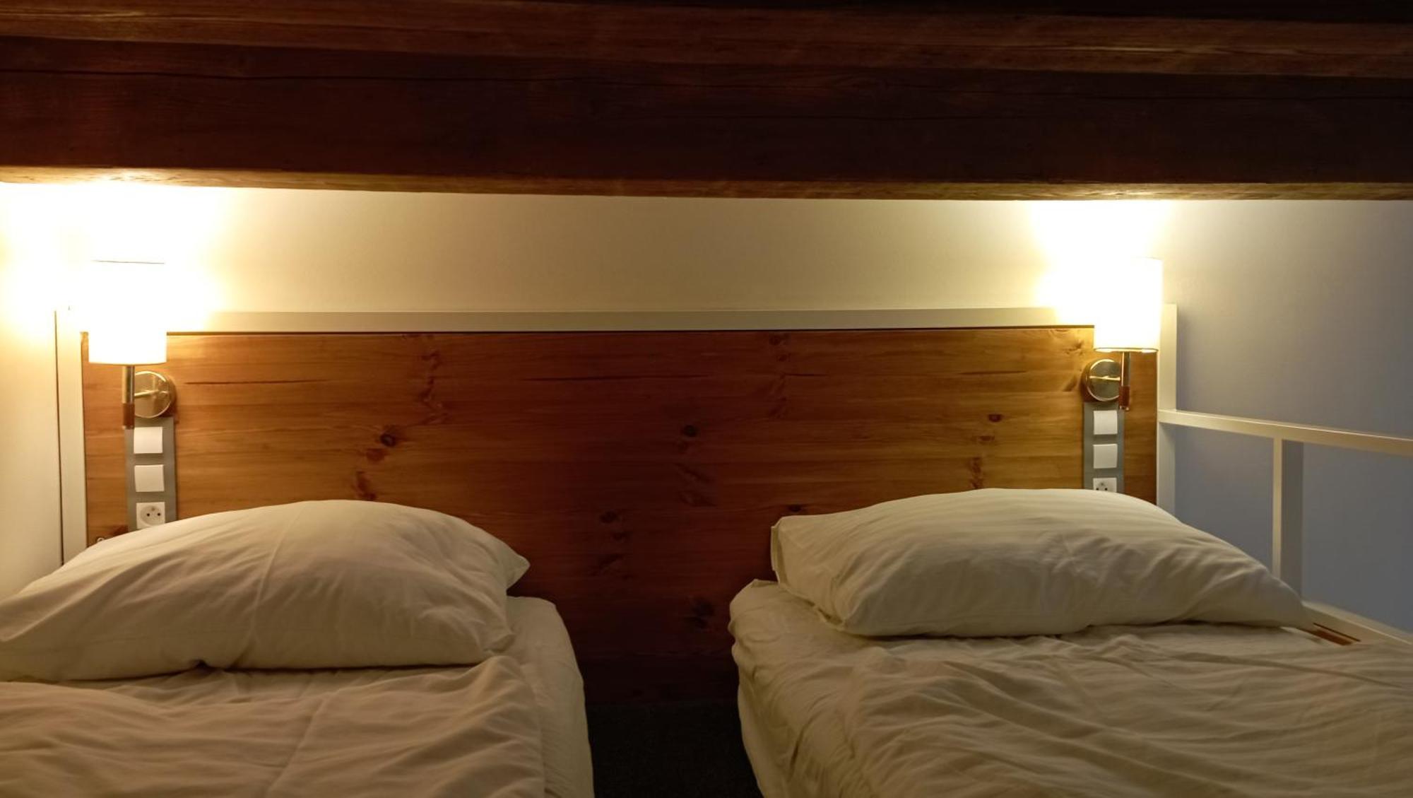 S42 Hotel Prag Oda fotoğraf
