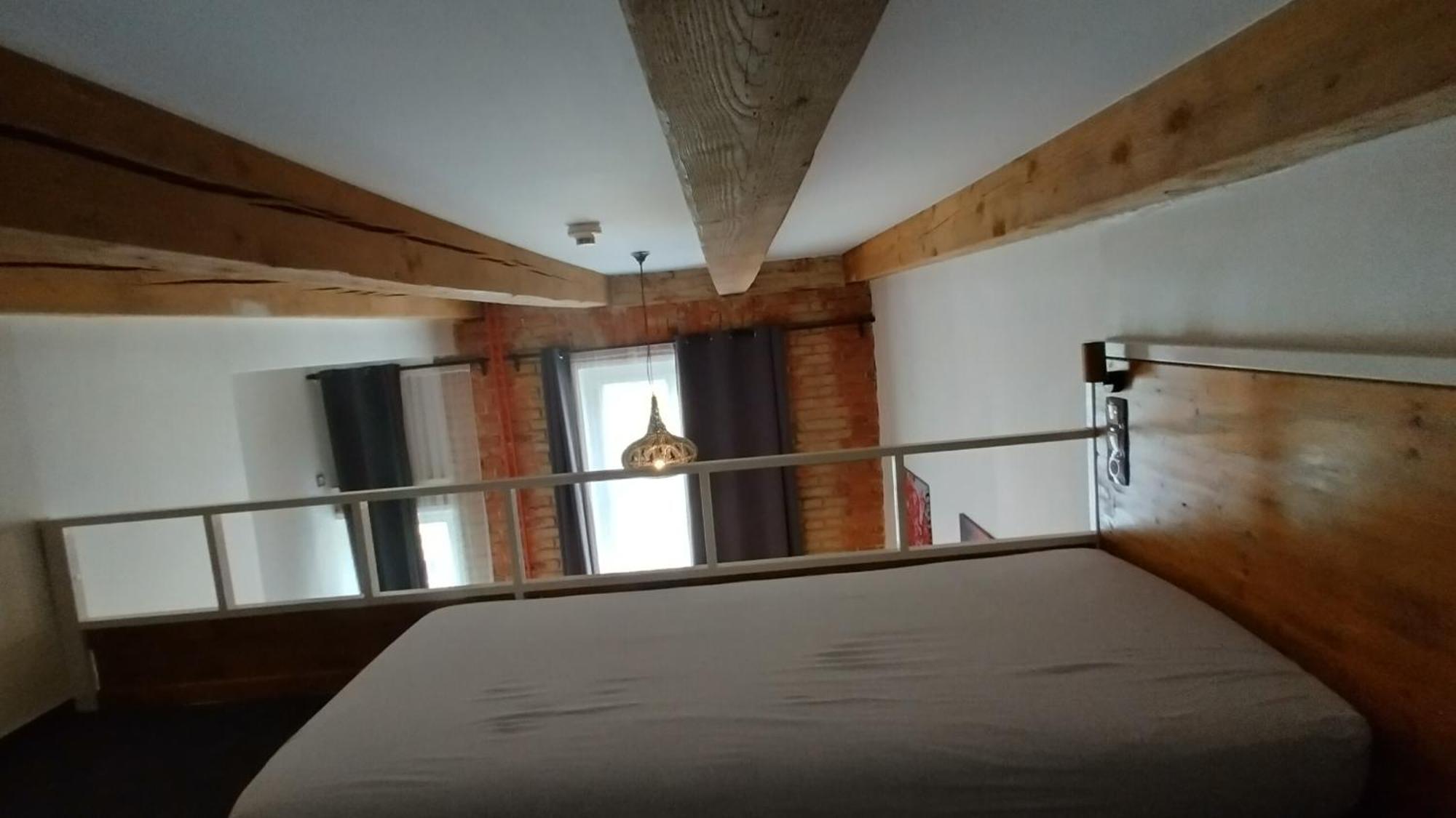 S42 Hotel Prag Oda fotoğraf