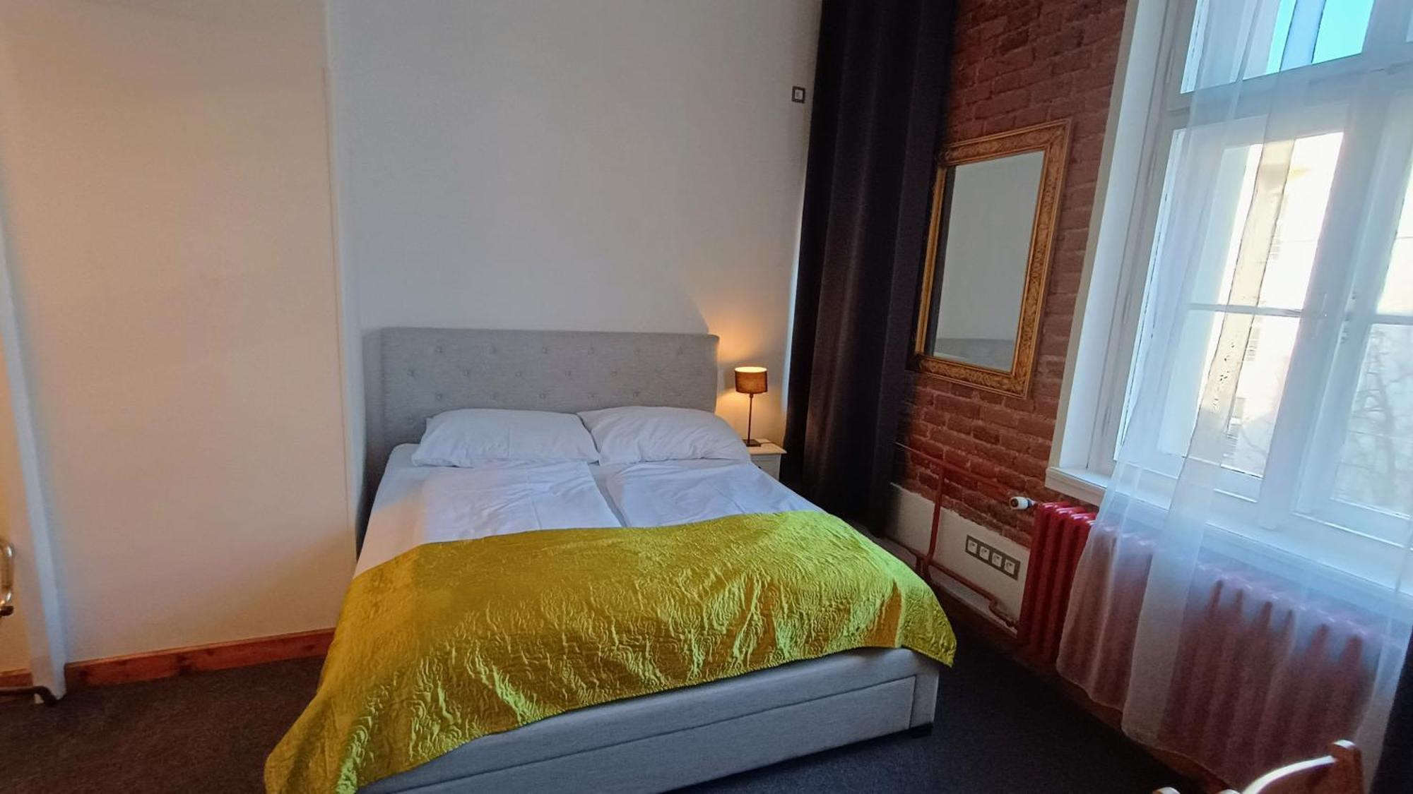 S42 Hotel Prag Oda fotoğraf
