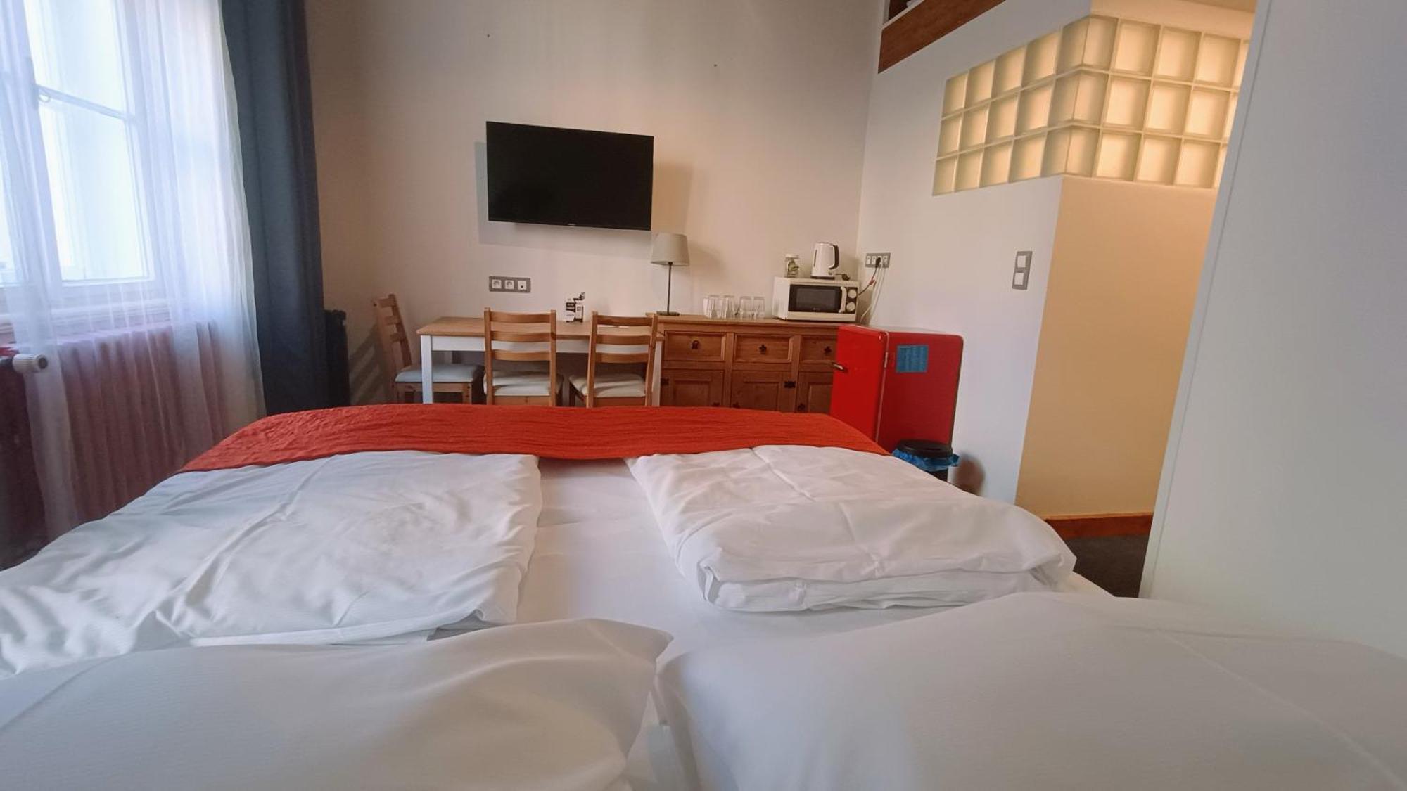 S42 Hotel Prag Oda fotoğraf